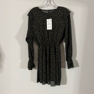 Zara Black and Green Patterned Long Sleeve Dress